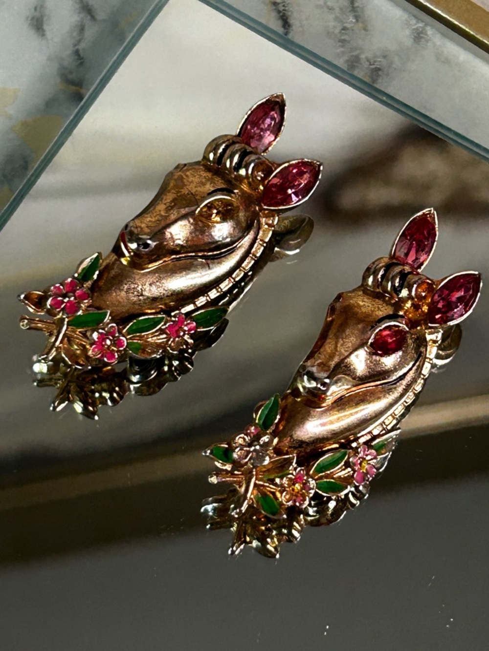 Pair of two Vintage Coro Pegasus Horse Head Brooch Rhinestone Gold Tone Pink